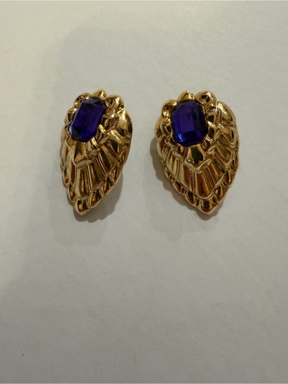 Vintage M. Lent pierced statement earrings. - Picture 4 of 7